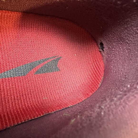 Altra Escalante 2 Men's Size 10.5 Running Shoes Red Black Foot Shape - Picture 11 of 13